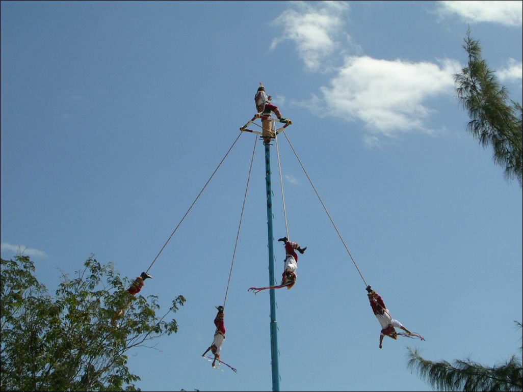 papantla flying men
